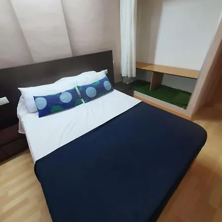 Precioso Con Patio. דירה