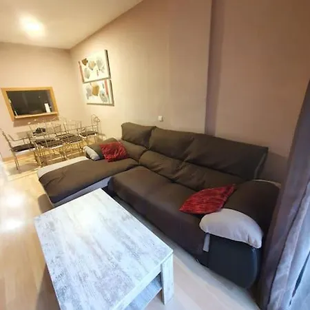 Precioso Con Patio. מאלגה