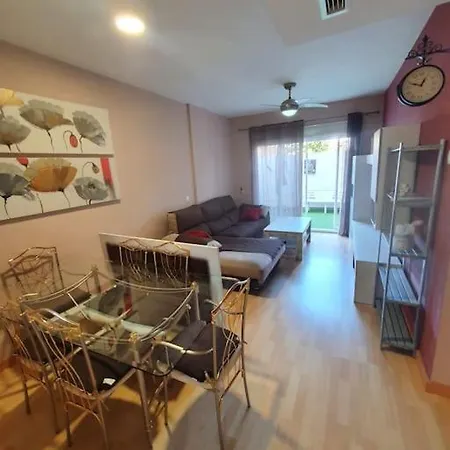 Precioso Con Patio. Appartamento